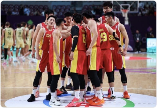 胡明轩26分失绝杀 中国男篮1分憾负澳大利亚 